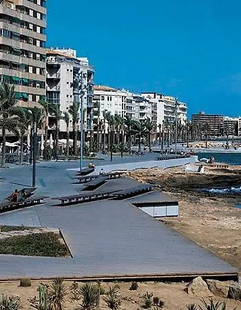 Eliza 3 Bedroom Modern Апартаменты