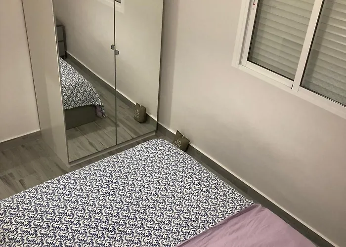 Eliza 3 Bedroom Modern Апартаменты Торевьиа