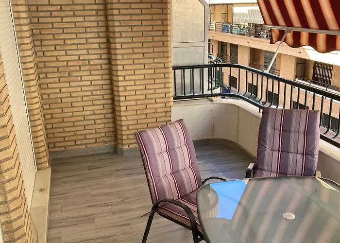 Eliza 3 Bedroom Modern Апартаменты Торевьиа