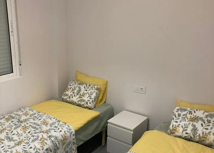 Апартаменты Eliza 3 Bedroom Modern Торевьиа